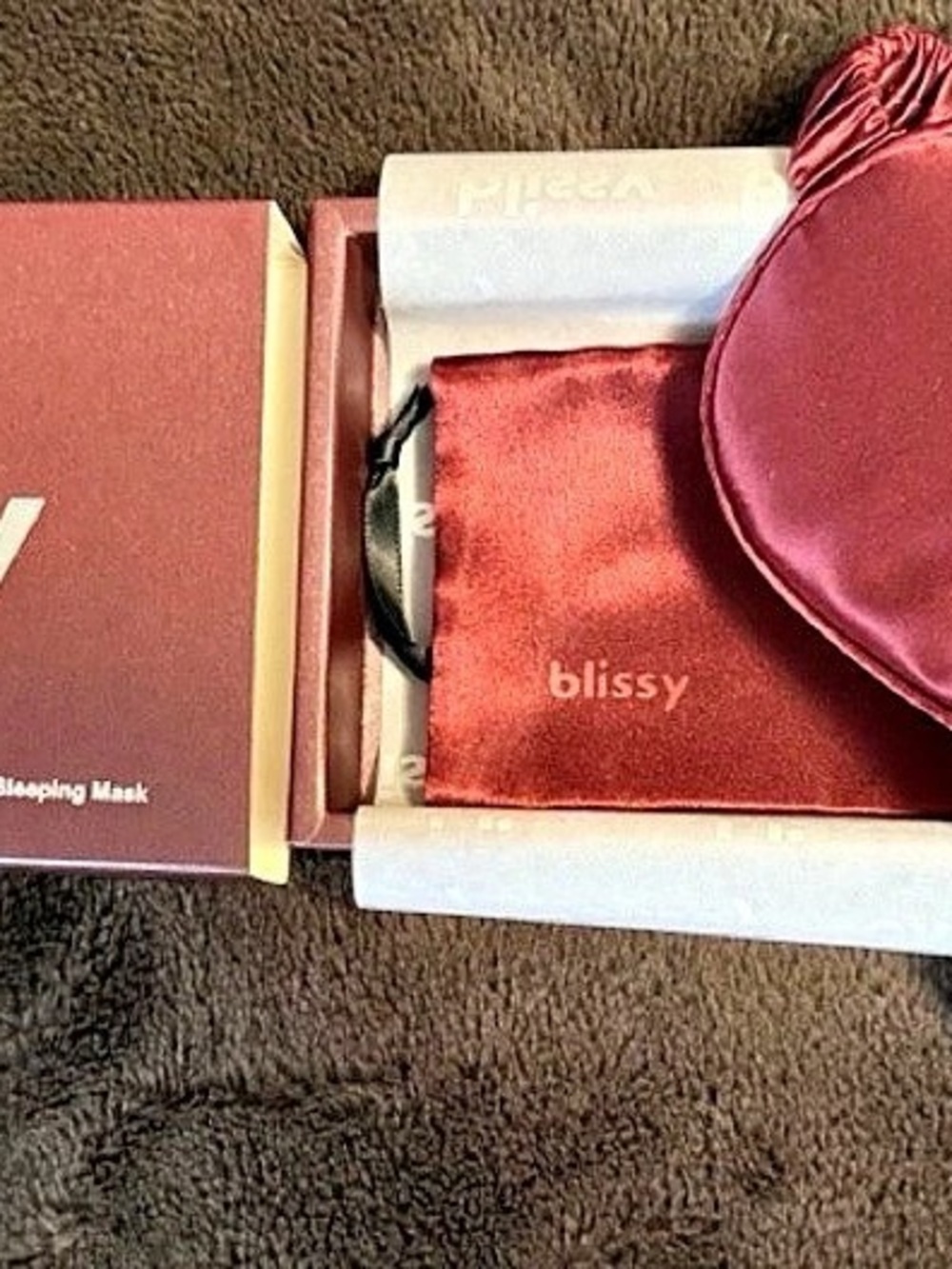 NWT blissly 100% Mulberry Silk Sleeping Mask- Burgundy